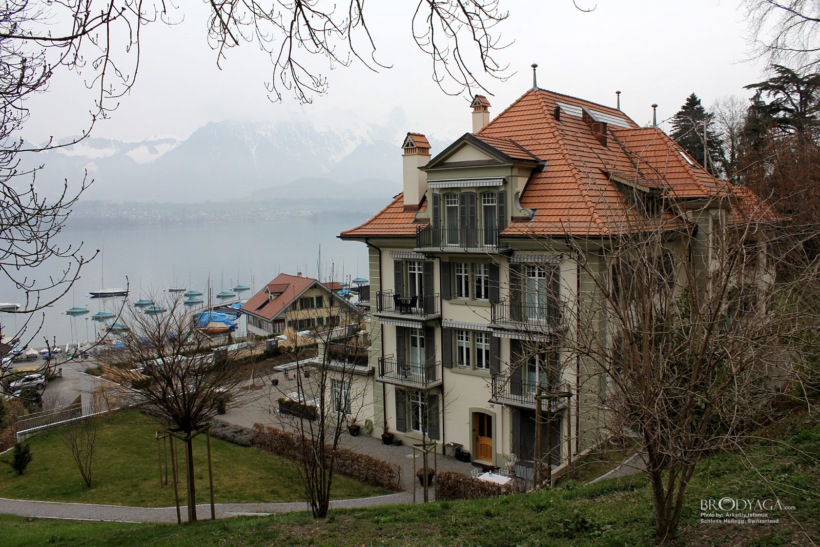 Schloss Hünegg